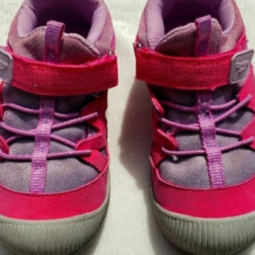 OshKosh B'gosh Bump Toe Velcro Sneakers